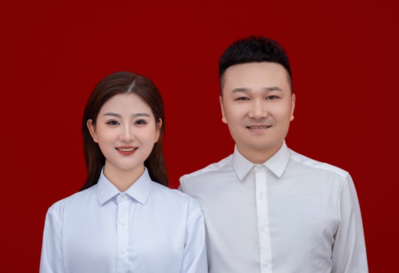 求求大家帮我寻找下我老婆