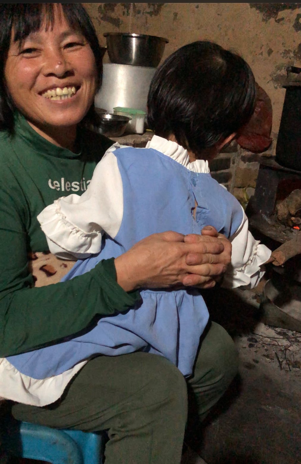 妈妈已经有30年左右没有回家了.