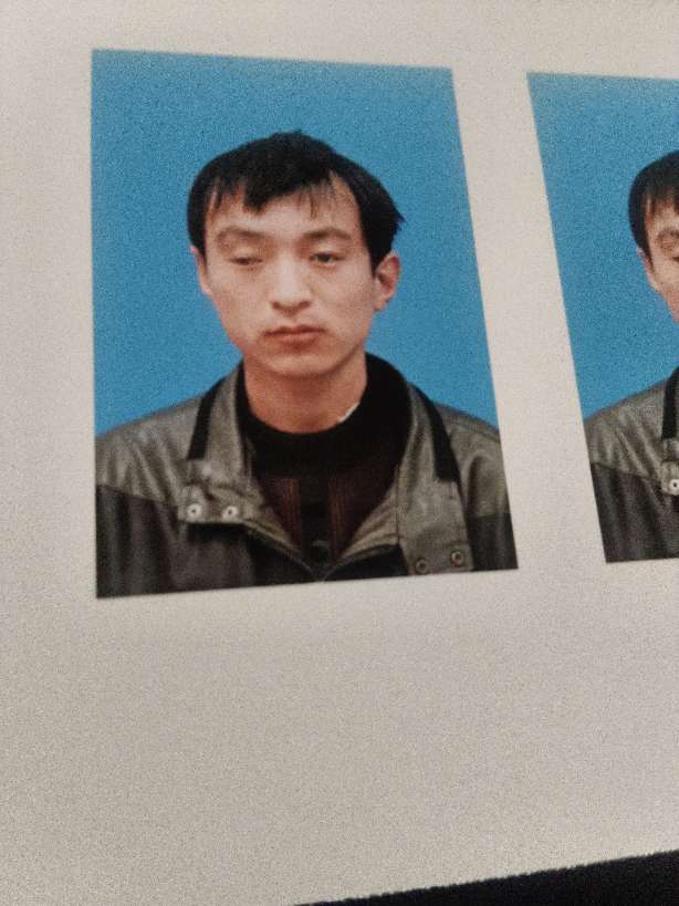 请求大家伸出援手帮我寻找一下我的儿子回家吧！谢谢了